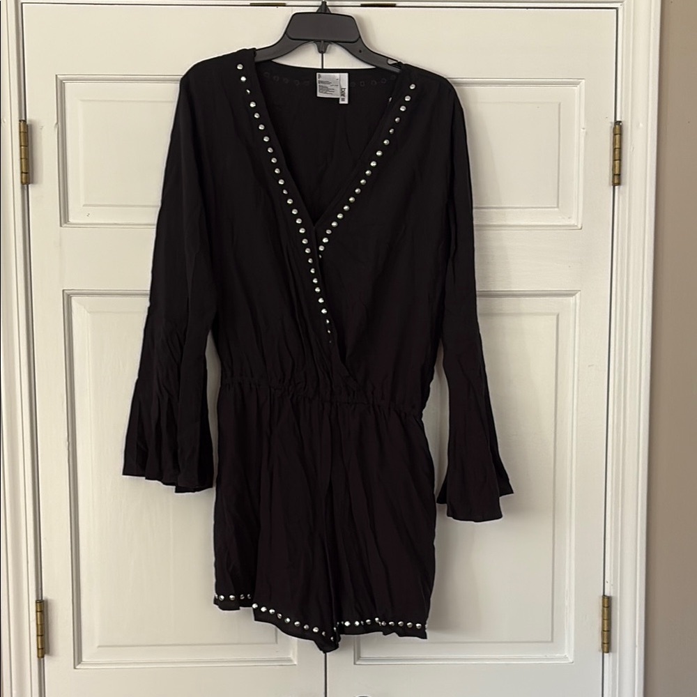 Bar III Black and Silver Swim Coverup with V-Neck and Long Sleeves